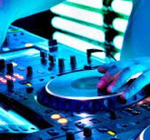 DJ Moderator Nunta Camenca
